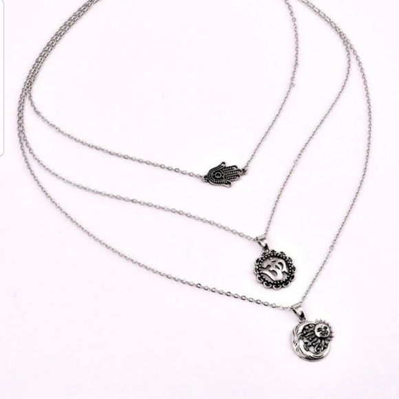 *Prescilla* Silver Layered Necklace - Picture 3 of 4